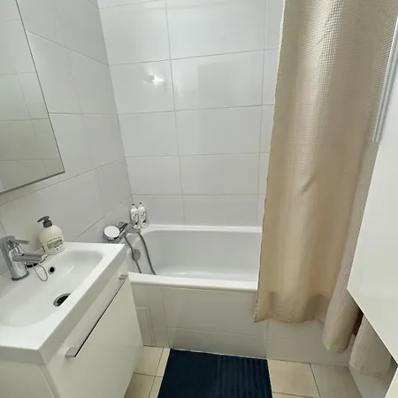 Magnifique A Deux Pas De La Pour 2 Personnes Apartment *